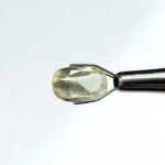 4.39 carats Yellow Sapphire ( 4.25 ratti )