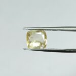 3.75 carats Yellow Sapphire ( 4.25 ratti ) - Image 2