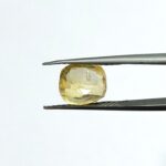 5.32 carats Yellow Sapphire ( 5.25 ratti ) - Image 6