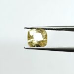 4.19 carats Yellow Sapphire ( 4.25 ratti ) - Image 3