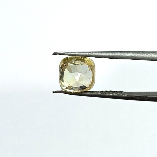 4.19 carats Yellow Sapphire ( 4.25 ratti ) - Image 6