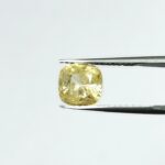 3.91 carats Yellow Sapphire ( 4.25 ratti ) - Image 2