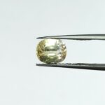 3.58 carats Yellow Sapphire ( 3.25 ratti ) - Image 2