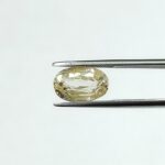 4.64 carats Yellow Sapphire ( 5.25 ratti ) - Image 2