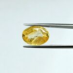 4.73 carats Yellow Sapphire ( 5.25 ratti ) - Image 2