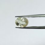 3.74 carats Yellow Sapphire ( 4.25 ratti ) - Image 2