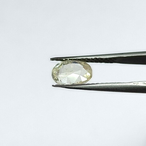 3.74 carats Yellow Sapphire ( 4.25 ratti ) - Image 4