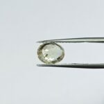 3.74 carats Yellow Sapphire ( 4.25 ratti ) - Image 7