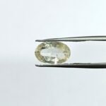 4.15 carats Yellow Sapphire ( 4.25 ratti )