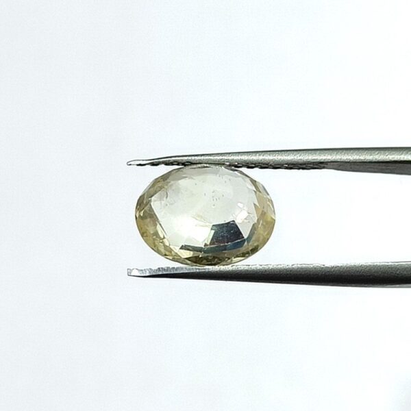 5.04 carats Yellow Sapphire ( 5.25 ratti ) - Image 7