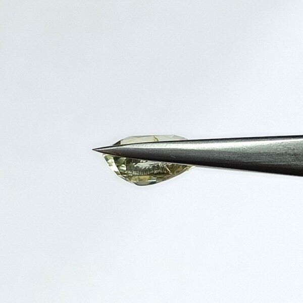 4.44 carats Yellow Sapphire ( 4.25 ratti ) - Image 4