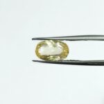 3.99 carats Yellow Sapphire ( 4.25 ratti ) - Image 2