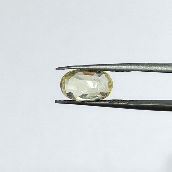 3.99 carats Yellow Sapphire ( 4.25 ratti ) - Image 7