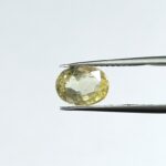 3.29 carats Yellow Sapphire ( 3.25 ratti ) - Image 2