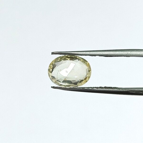 3.29 carats Yellow Sapphire ( 3.25 ratti ) - Image 6