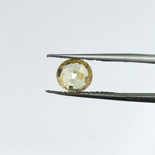 2.91 carats Yellow Sapphire ( 3.25 ratti ) - Image 6