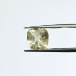 5.51 carats Yellow Sapphire ( 6.25 ratti )