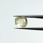 5.51 carats Yellow Sapphire ( 6.25 ratti ) - Image 4