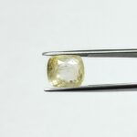 4.68 carats Yellow Sapphire ( 5.25 ratti ) - Image 3