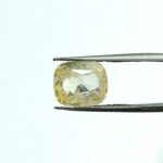 6.59 carats Yellow Sapphire ( 7.25 ratti )