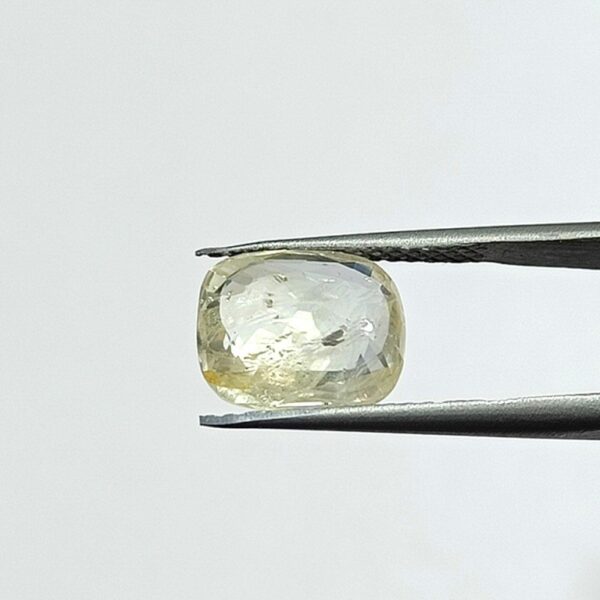 6.59 carats Yellow Sapphire ( 7.25 ratti ) - Image 8