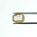 4.78 carats Yellow Sapphire ( 5.25 ratti )