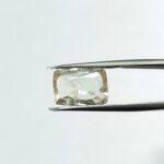 5.46 carats Yellow Sapphire ( 6.25 ratti ) - Image 2