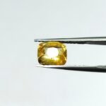 2.99 carats Yellow Sapphire ( 3.25 ratti ) - Image 2