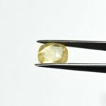 5.70 carats Yellow Sapphire ( 6.25 ratti ) - Image 3