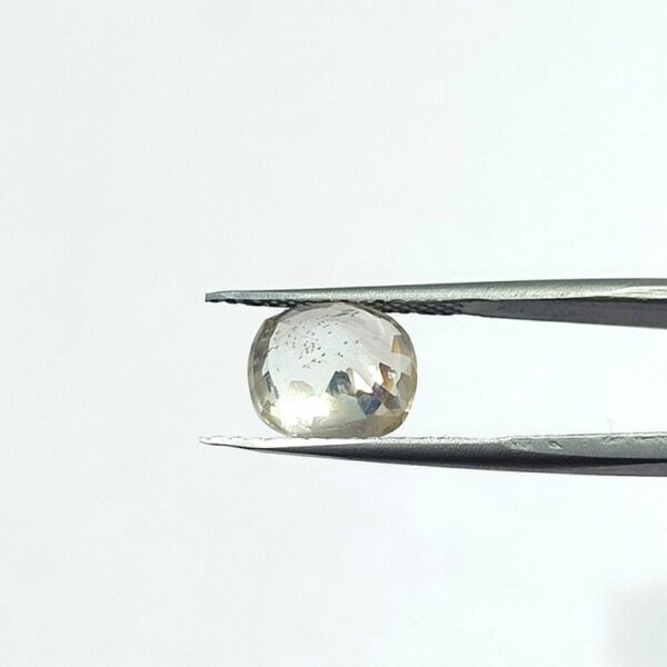 5.45 carats Yellow Sapphire ( 6.25 ratti ) - Image 7