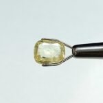 4.88 carats Yellow Sapphire ( 5.25 ratti )