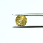 4.57 carats Yellow Sapphire ( 5.25 ratti )