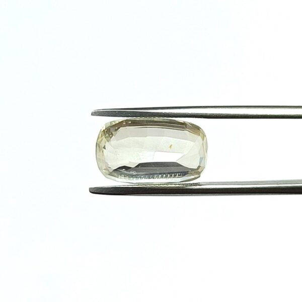 4.77 carats Yellow Sapphire ( 5.25 ratti ) - Image 6