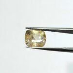 6.50 carats Yellow Sapphire ( 7.25 ratti ) - Image 4