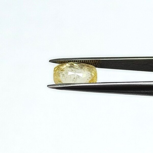 4.54 carats Yellow Sapphire ( 4.25 ratti ) - Image 3