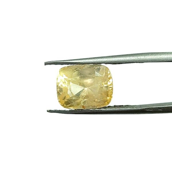 6.42 carats Yellow Sapphire ( 7.25 ratti ) - Image 1