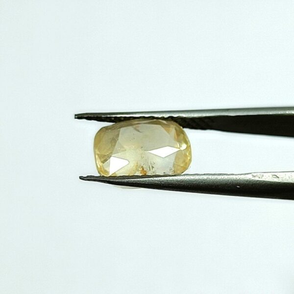 6.42 carats Yellow Sapphire ( 7.25 ratti ) - Image 4
