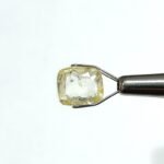 5.74 carats Yellow Sapphire ( 6.25 ratti ) - Image 2