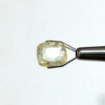 5.74 carats Yellow Sapphire ( 6.25 ratti ) - Image 3