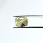 4.63 carats Yellow Sapphire ( 5.25 ratti ) - Image 2