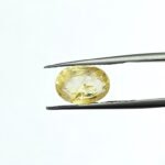 5.15 carats Yellow Sapphire ( 5.25 ratti )