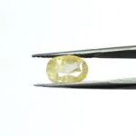 5.35 carats Yellow Sapphire ( 5.25 ratti ) - Image 4