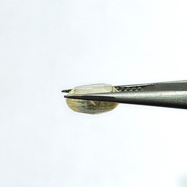 5.05 carats Yellow Sapphire ( 5.25 ratti ) - Image 6