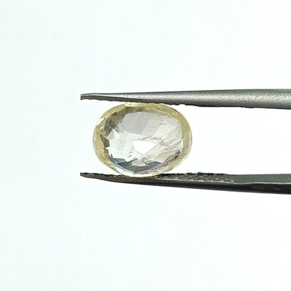 5.00 carats Yellow Sapphire ( 5.25 ratti ) - Image 6