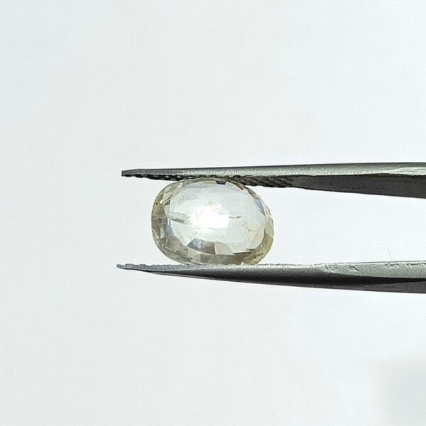 5.48 carats Yellow Sapphire ( 6.25 ratti ) - Image 7
