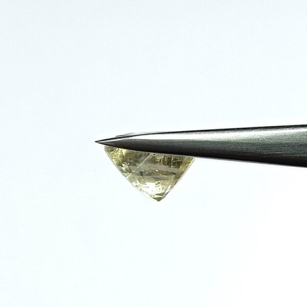 4.95 carats Yellow Sapphire ( 5.25 ratti ) - Image 5
