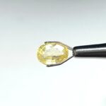 5.84 carats Yellow Sapphire ( 6.25 ratti ) - Image 2