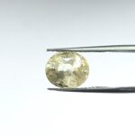6.85 carats Yellow Sapphire ( 7.25 ratti ) - Image 2