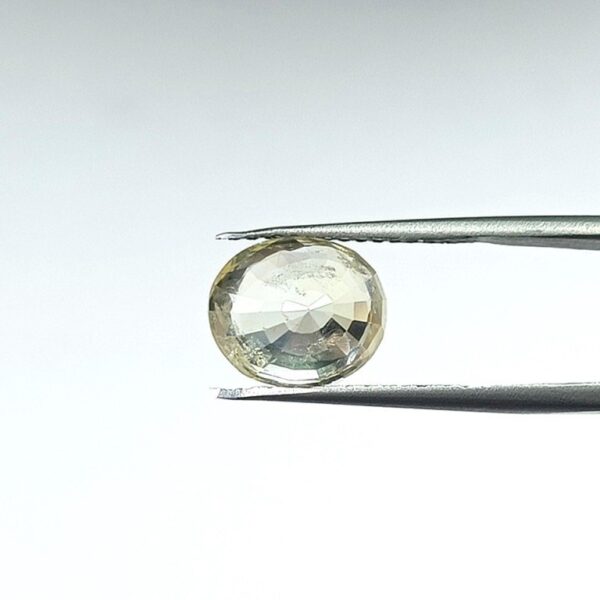 6.85 carats Yellow Sapphire ( 7.25 ratti ) - Image 8