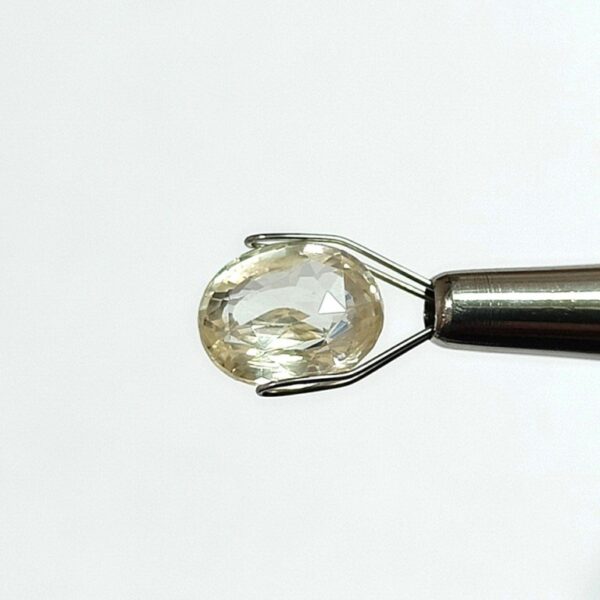5.62 carats Yellow Sapphire ( 6.25 ratti ) - Image 3